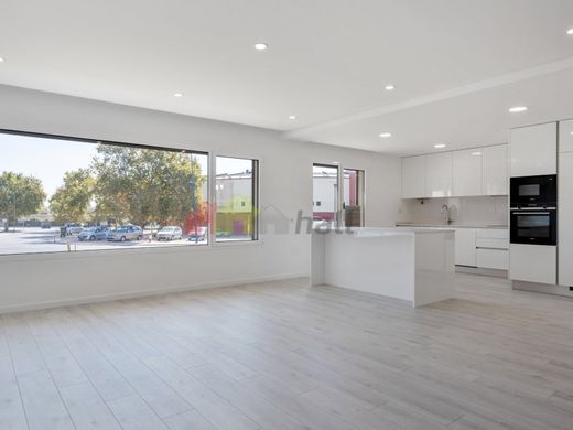 Apartment / Etagenwohnung in Montijo, Distrito de Setúbal