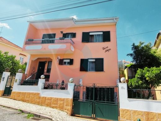 Luxury home in Loures, Lisbon