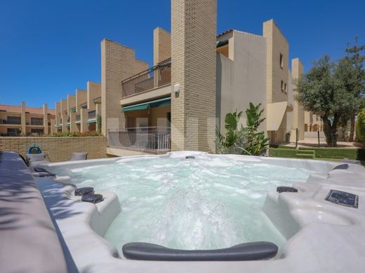 Συγκρότημα ανεξάρτητων κατοικιών σε Loulé, Distrito de Faro