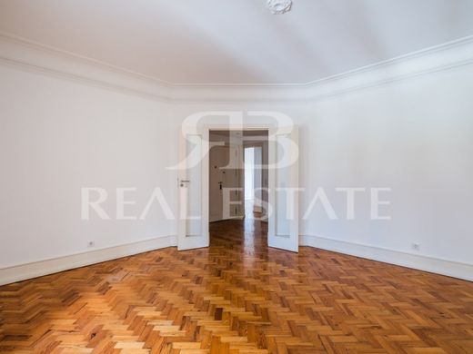 아파트 / Avenidas Novas, Lisbon