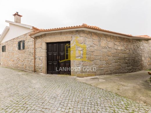 Luxury home in Póvoa de Lanhoso, Distrito de Braga