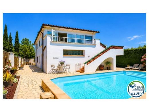 Luxury home in Roses, Province of Girona