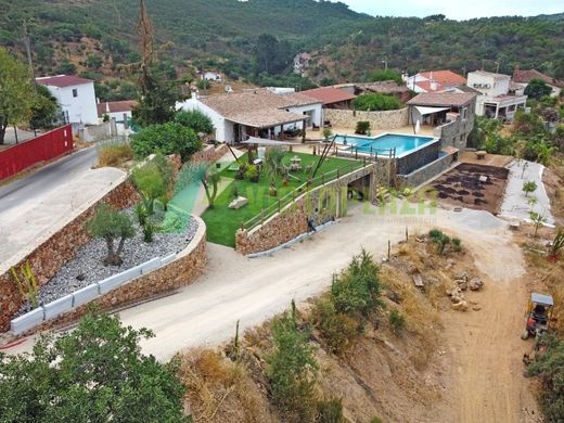 Villa multifamiliale à Loulé, Distrito de Faro