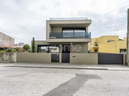 호화 저택 / 빌라노바드가이아
, Vila Nova de Gaia