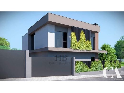 Luxury home in Cascais, Lisbon