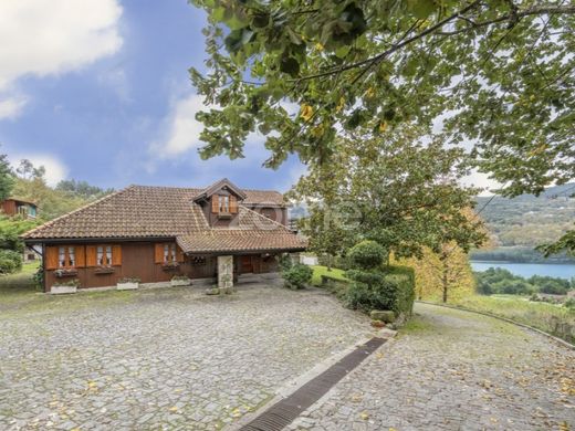 豪宅  Marco de Canavezes, Marco de Canaveses