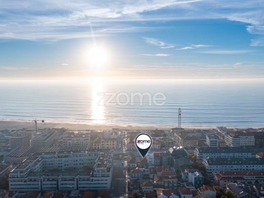 Luxury home in Espinho, Aveiro