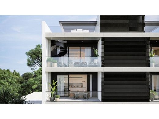 Penthouse in Neapoli, Lemesós