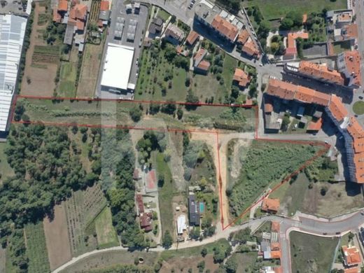 Grundstück in Oliveira do Bairro, Distrito de Aveiro