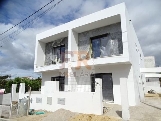 Casa Geminada - Seixal, Setúbal