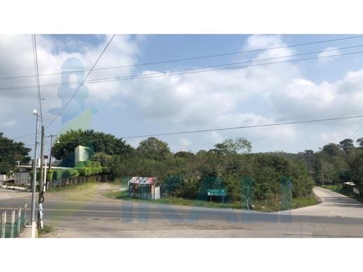 Αγροτεμάχιο σε Papantla de Olarte, Papantla