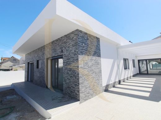 Detached House in Seixal, Distrito de Setúbal