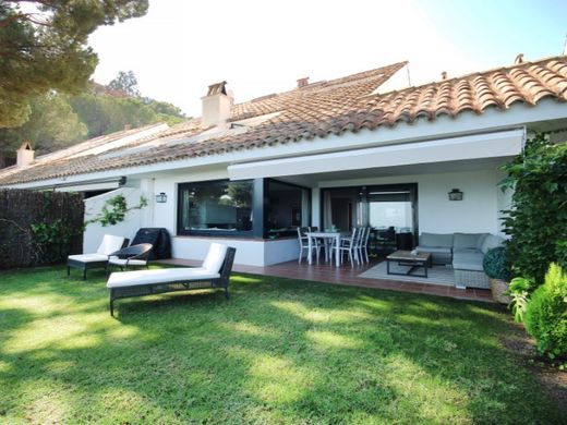 호화 저택 / Sant Vicenç de Montalt, Província de Barcelona