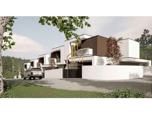 Villa Plurifamiliare a Vila Nova de Famalicão, Distrito de Braga