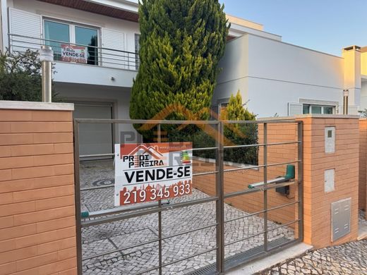 Odivelas, Distrito de Lisboaの高級住宅