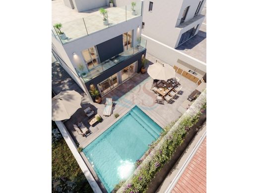 Casa di lusso a Faro, Distrito de Faro