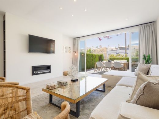 Semidetached House in Marbella, Malaga