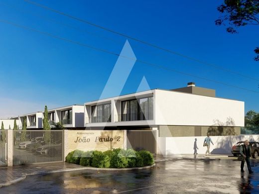 Semidetached House in Esposende, Distrito de Braga