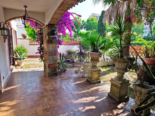 Casa Geminada - Castell-Platja d'Aro, Gerunda