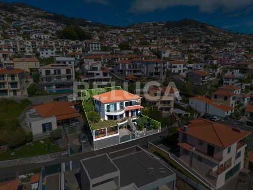 Luxury home in Funchal, Madeira