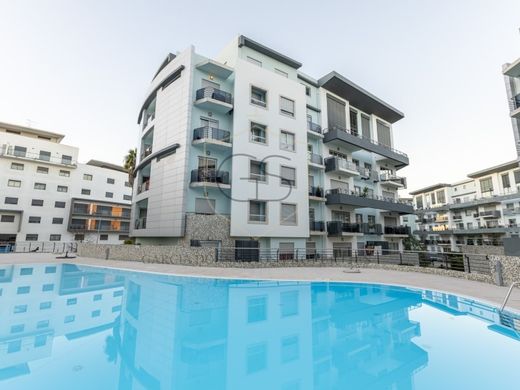 Двухуровневые апартаменты, Seixal, Distrito de Setúbal