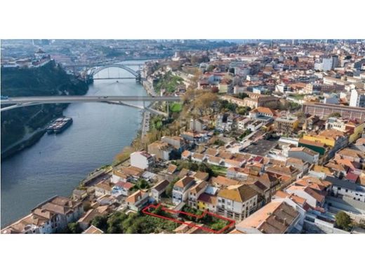 Terreno a Oporto, Porto