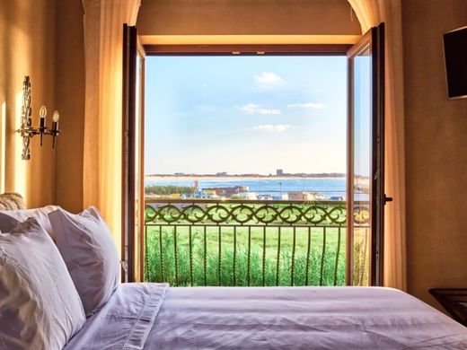 Albergo a Peniche, Distrito de Leiria