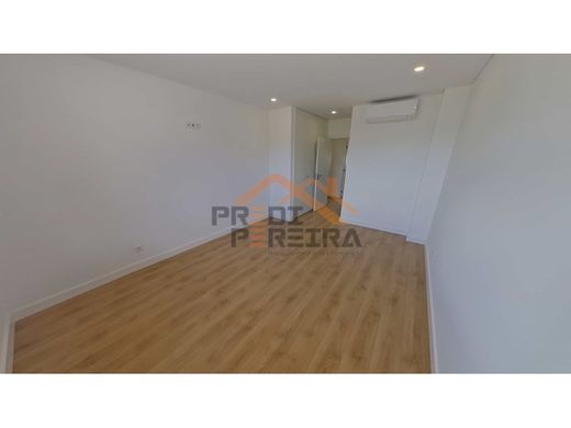 Piso / Apartamento en Loures, Lisboa