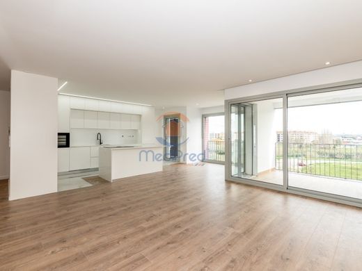 Apartment / Etagenwohnung in Montijo, Distrito de Setúbal