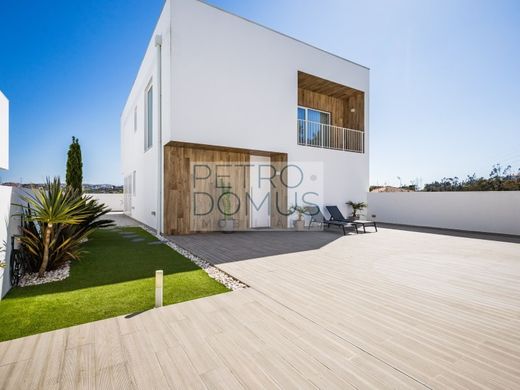 Luxury home in Leiria, Distrito de Leiria