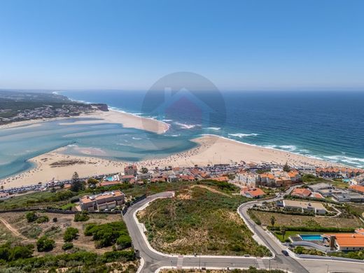 Land in Caldas da Rainha, Distrito de Leiria