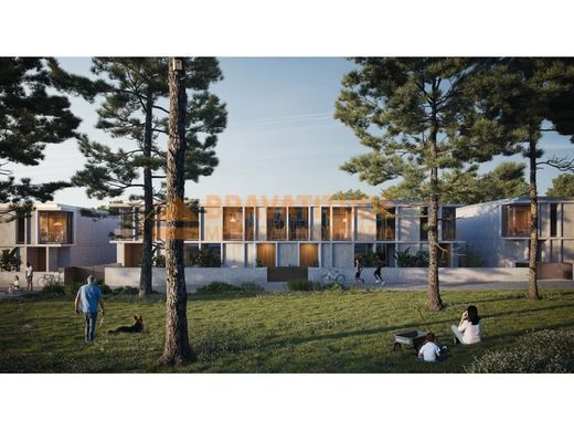 ‏וילה רב-משפחתית ב  וילה נובה דה גאיה
, Vila Nova de Gaia