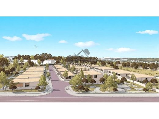 Mehrfamilienhaus in Caldas da Rainha, Distrito de Leiria