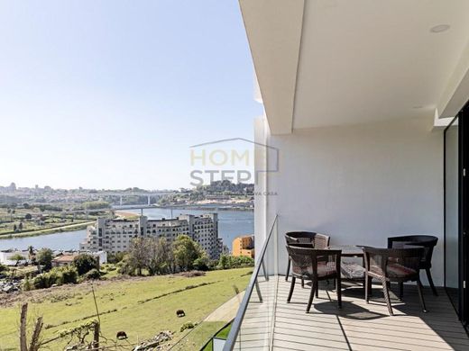 Apartment / Etagenwohnung in Gondomar, Distrito do Porto