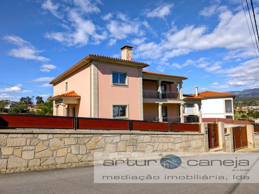 Luxe woning in Arcos de Valdevez, Distrito de Viana do Castelo