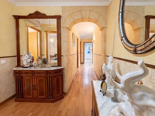 Apartment / Etagenwohnung in Calvià, Balearen Inseln