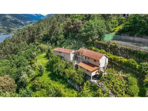 منزل ﻓﻲ Terras de Bouro, Distrito de Braga