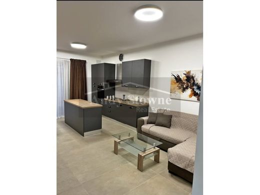 Apartment / Etagenwohnung in Mellieħa, Il-Mellieħa
