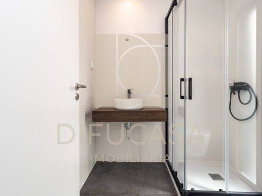 Chalet Pareado en Seixal, Setúbal