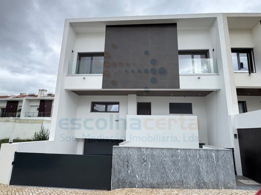 Συγκρότημα ανεξάρτητων κατοικιών σε Alcochete, Distrito de Setúbal