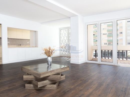 Διαμέρισμα σε Alvalade, Lisbon