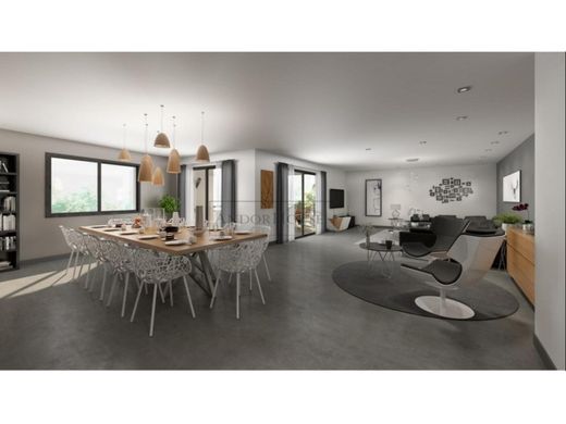 Apartment / Etagenwohnung in Escaldes-Engordany