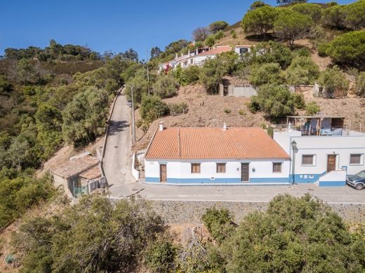 Luxury home in Aljezur, Distrito de Faro
