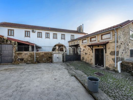 Luxury home in Santa Maria da Feira, Aveiro