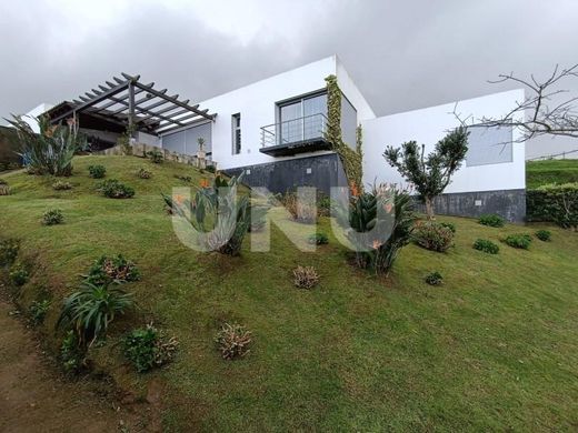 Casa de luxo - Ponta Delgada, Açores