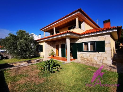 منزل ﻓﻲ Caminha, Distrito de Viana do Castelo