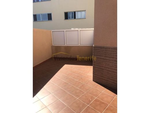 ‏בניין ב  Guía de Isora, Provincia de Santa Cruz de Tenerife