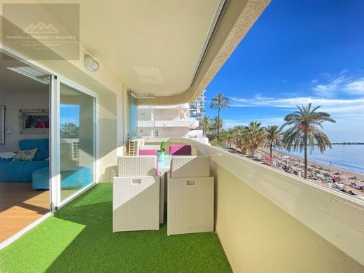 Apartment / Etagenwohnung in Marbella, Málaga