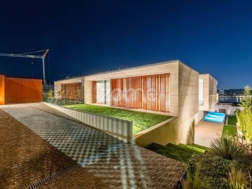 豪宅  加亚新城
, Vila Nova de Gaia