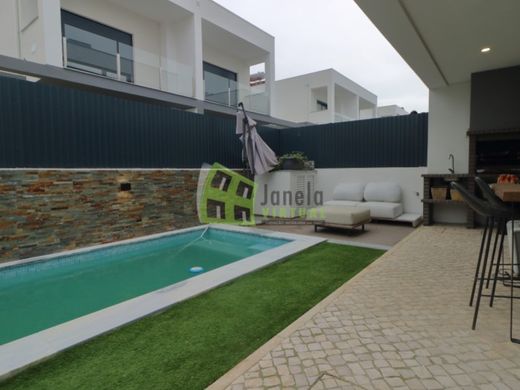 Willa wielorodzinna w Seixal, Distrito de Setúbal